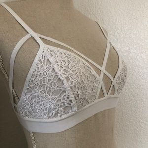 White lace bralette